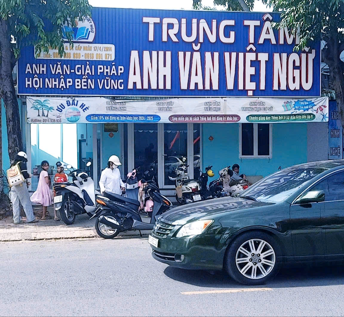 Trung Tâm Anh Văn Việt Ngữ