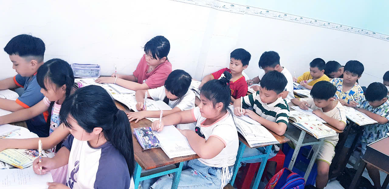 Trung Tâm Anh Văn Việt Ngữ